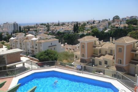Amplio Apartamento Con Piscina Cerca De La Playa Nerja Εξωτερικό φωτογραφία